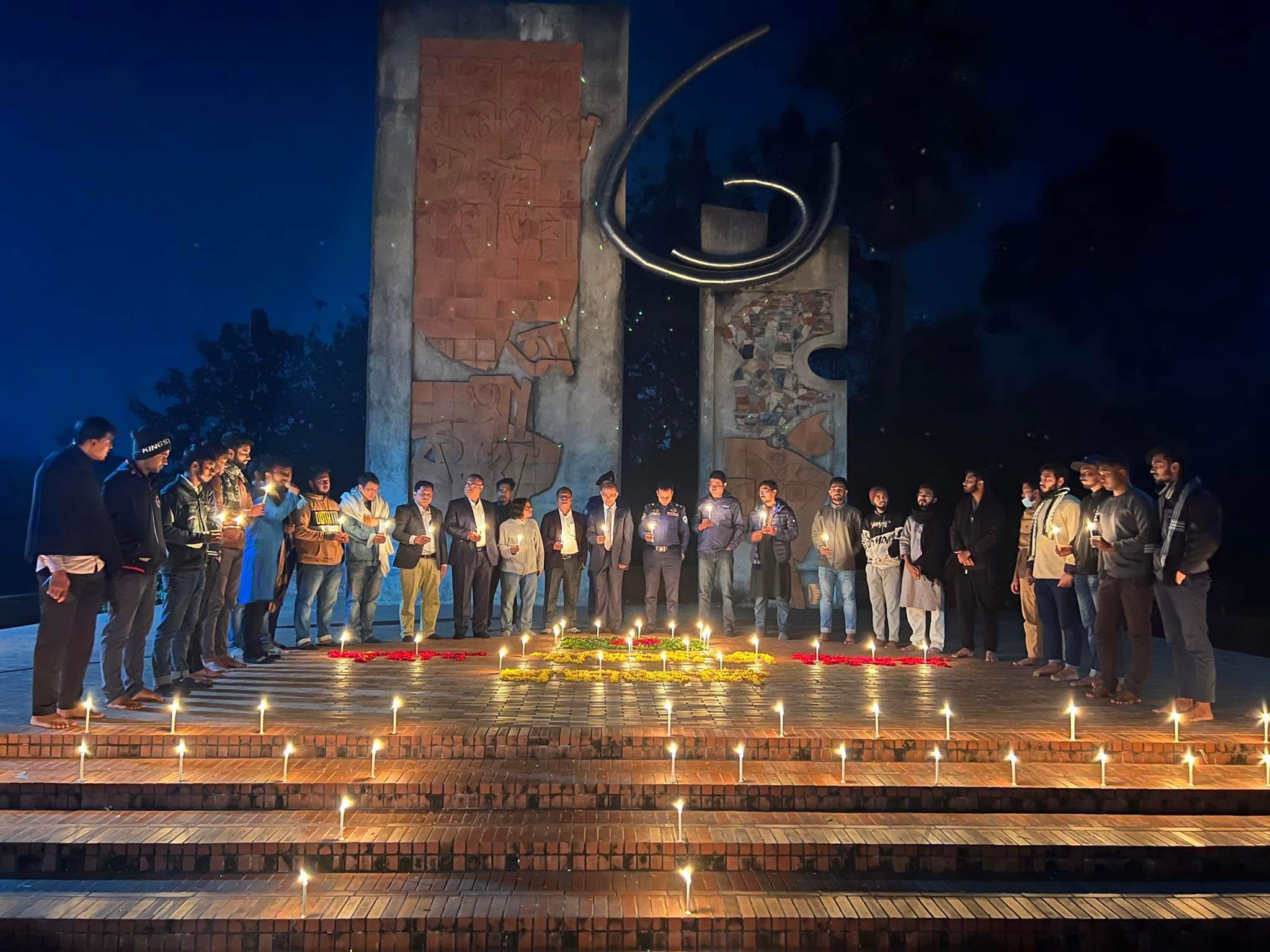 কুবিতে শহিদ বুদ্ধিজীবীদের স্মরণে মোমবাতি প্রজ্জ্বলন