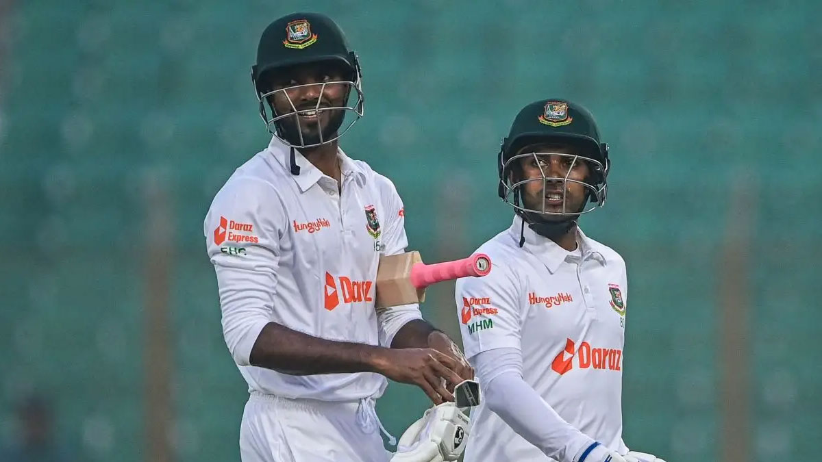 এবাদতের বিদায়ে ফলো অনের খুব কাছে বাংলাদেশ