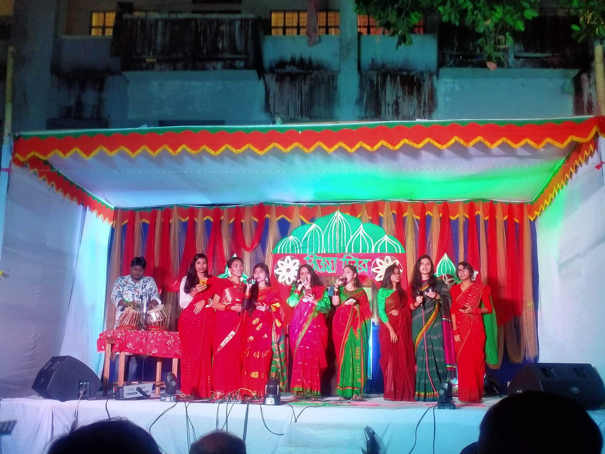 কুবির ফয়জুন্নেসা হলে বিজয় দিবস উপলক্ষে মনোজ্ঞ সাংস্কৃতিক সন্ধ্যা