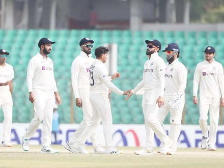 চট্টগ্রামে টেস্ট সিরিজে এগিয়ে গেল ভারত