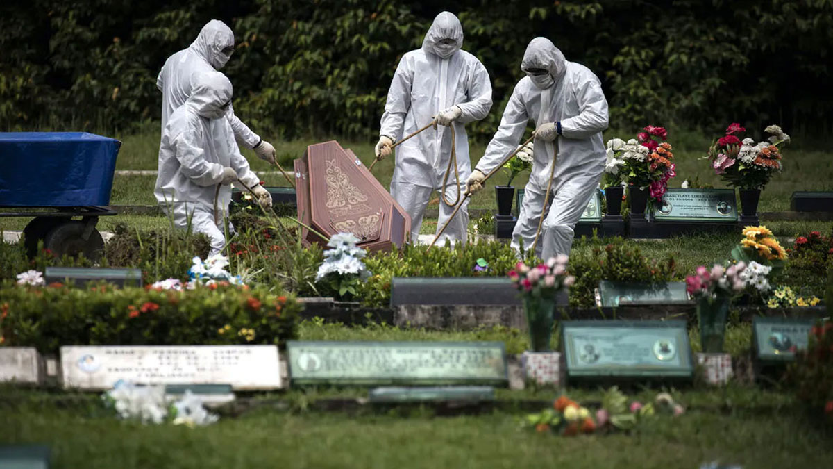 করোনায় আরও ১১শ মৃত্যু, শনাক্ত আড়াই লাখের নিচে