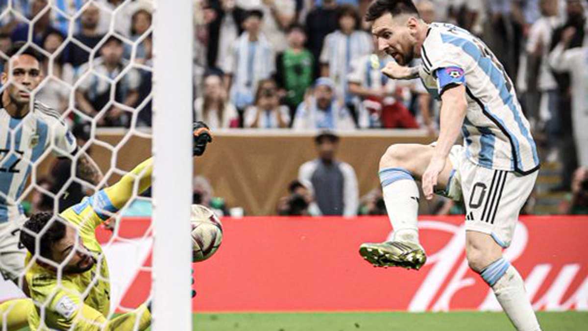 বিশ্বকাপের ফাইনাল আবারও আয়োজনের দাবিতে ২ লাখ সই নিয়ে পিটিশন