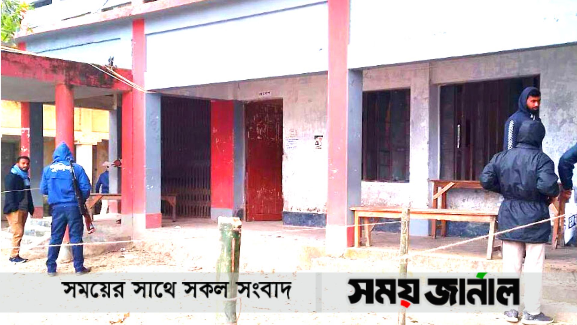 গাইবান্ধা-৫ আসনে উপ-নির্বাচন : ভোটগ্রহণ চলছে ইভিএমে