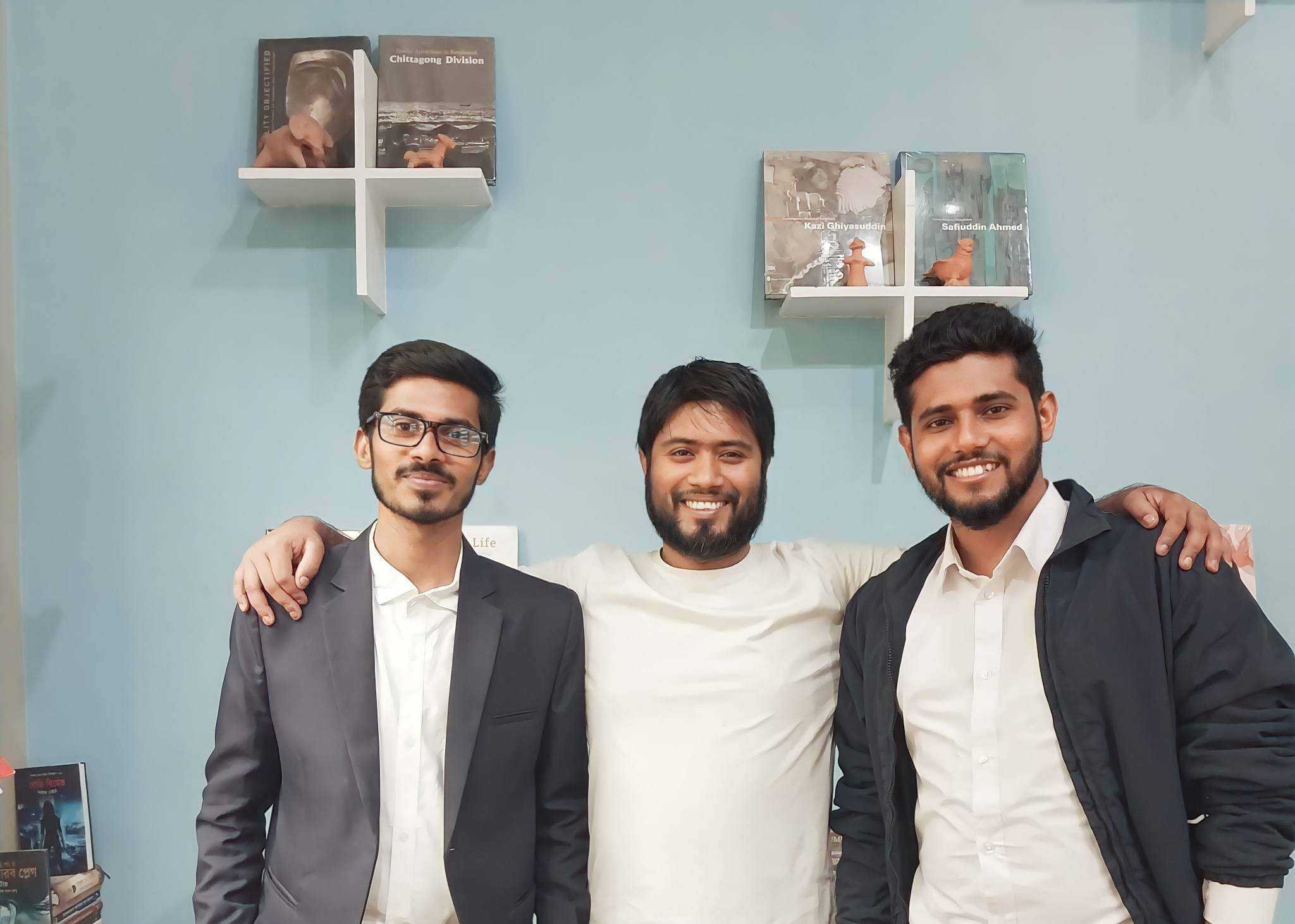 ঘাসফুলের সাথে চুক্তিবদ্ধ হলেন লেখক মানজুলুল হক ও রাব্বি হোসেন