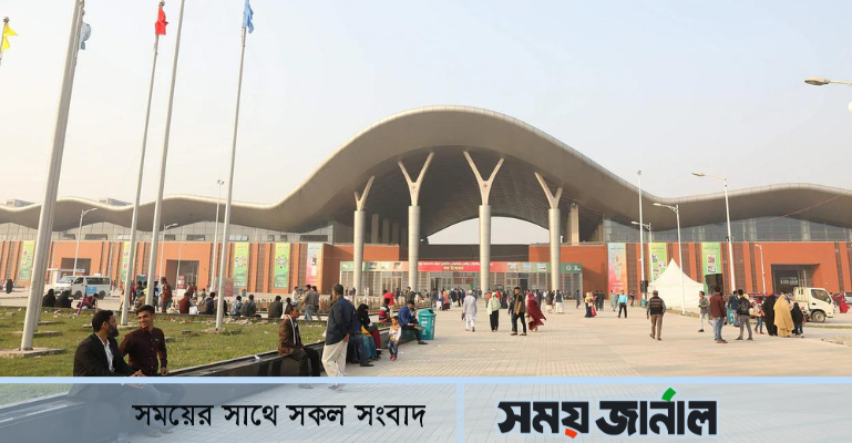 শীতে রাজধানীর জনজীবন বিপন্ন, বাণিজ্যমেলায় ক্রেতা-দর্শনার্থী কম