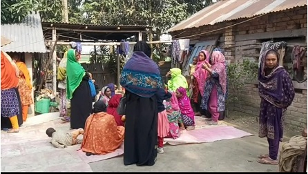 নাটোরে তেলবাহী ট্যাঙ্কলরীর চাপায় অটোতে থাকা নারীর নিহত, আহত দুইজন