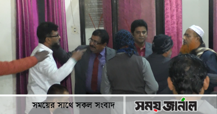কুড়িগ্রামে অভিভাবকের হাতে শিক্ষক লাঞ্ছিত, থানায় অভিযোগ