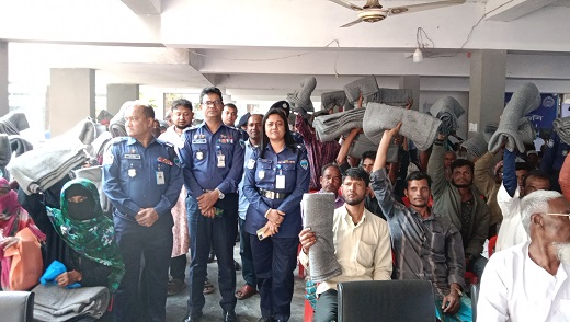 সুবর্ণচরে  পুলিশ সার্ভিস এসোসিয়েশনের উদ্যোগে কম্বল বিতরণ
