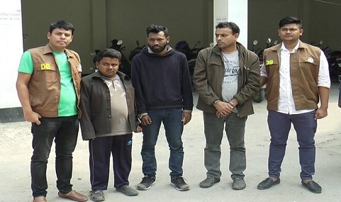 নরসিংদী রায়পুরায় ৬ চোরাই মোটরসাইকেল জব্দ, গ্রেপ্তার ৩