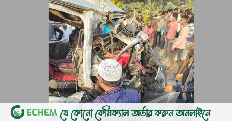 নোয়াখালীতে বাস-মাইক্রো সংঘর্ষে শিশু নিহত, আহত ১০