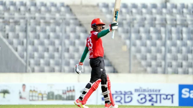 এলিমিনেটরে রংপুরকে ১৭১ রানের টার্গেট দিলো বরিশাল