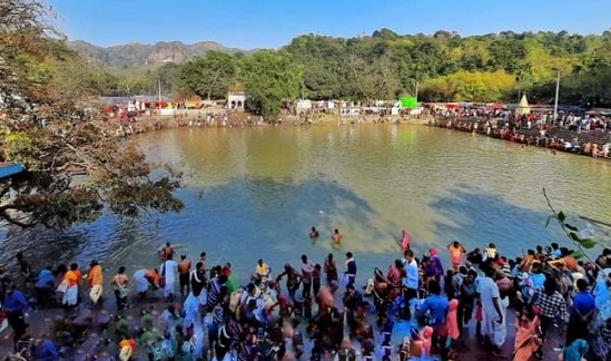 সীতাকুণ্ডে শুরু হয়েছে ঐতিহ্যবাহী শিবচতুর্দশী মেলা