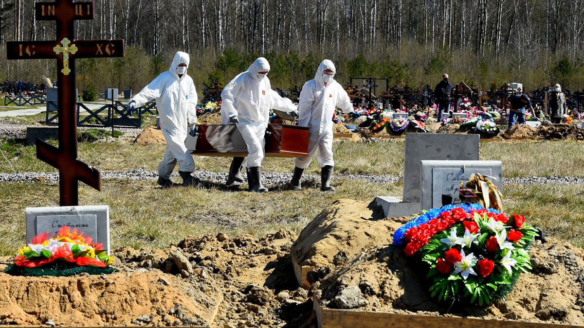 ২৪ ঘণ্টায় শনাক্ত প্রায় এক লাখ