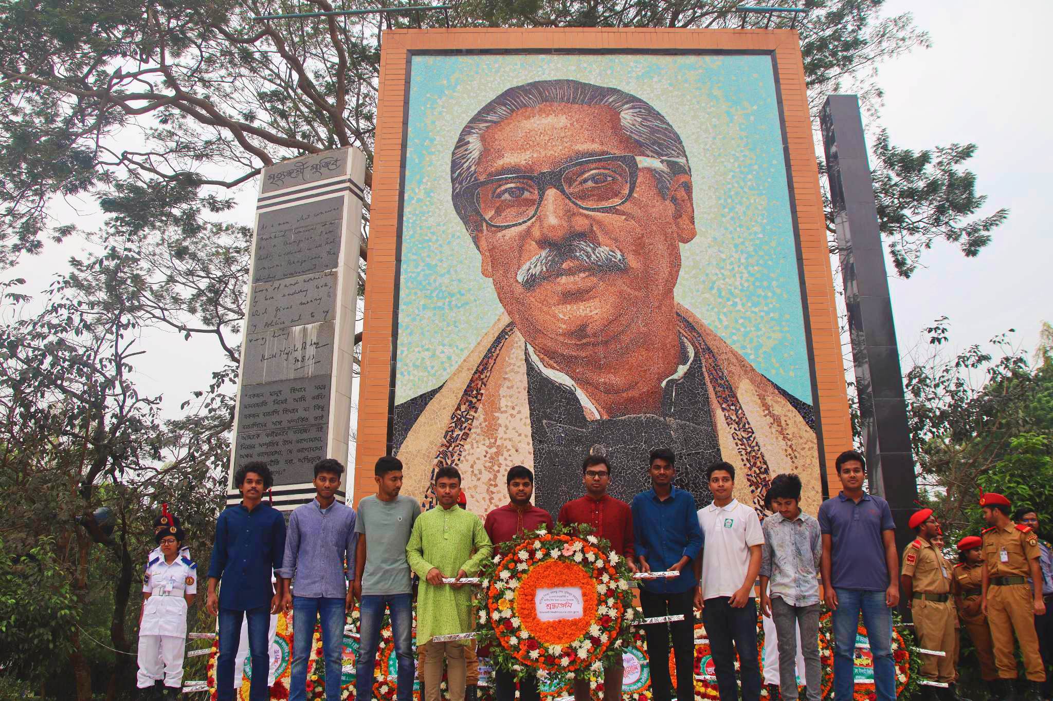 বঙ্গবন্ধুর ১০৩তম জন্মবার্ষিকীতে ইবি প্রেস ক্লাবের শ্রদ্ধাঞ্জলি