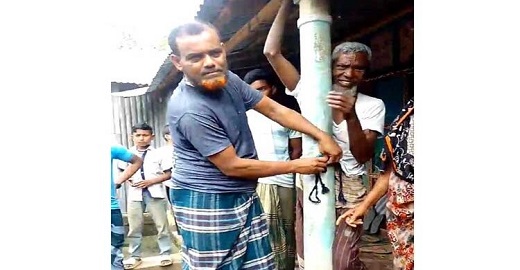 নরসিংদীতে বেলাবতে বৃদ্ধকে ঘরের খুঁটির সাথে বেঁধে নির্যাতনের অভিযোগ