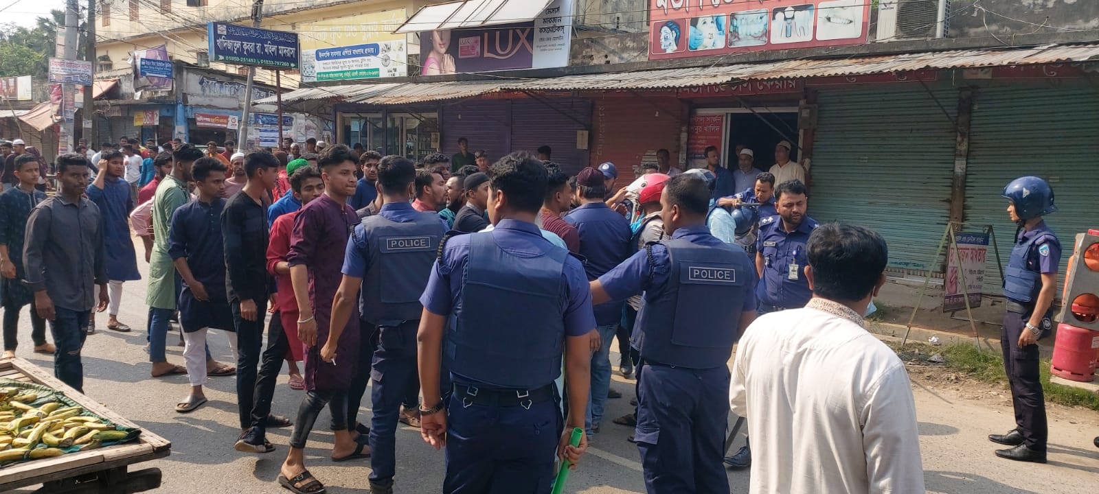 নোয়াখালীতে কমিটি নিয়ে ছাত্রলীগের দুই গ্রুপের সংঘর্ষ, আহত ১০