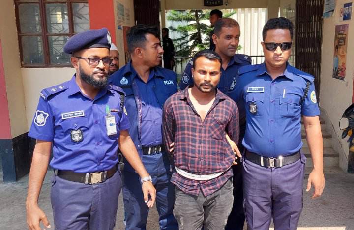 ঝালকাঠিতে হত্যা মামলার যাবজ্জীবন সাজাপ্রাপ্ত আসামি গ্রেপ্তার