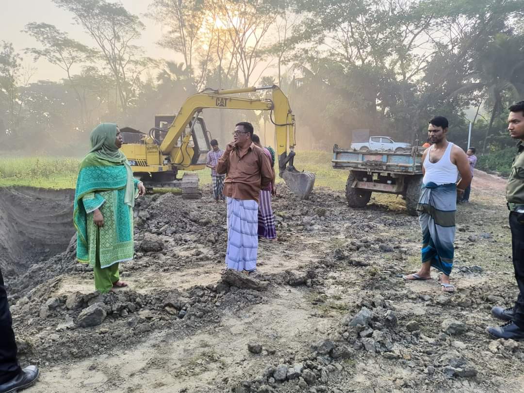 ফসলি জমির মাটি বিক্রি: দুই ইউপি সদস্যকে আড়াই লাখ টাকা জরিমানা