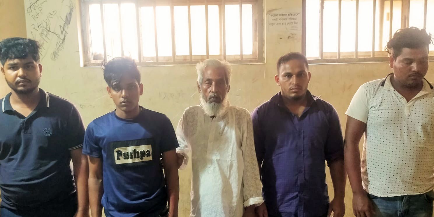 নোয়াখালীতে রডের আঘাতে ফুফার মৃত্যু, গ্রেফতার পাঁচ