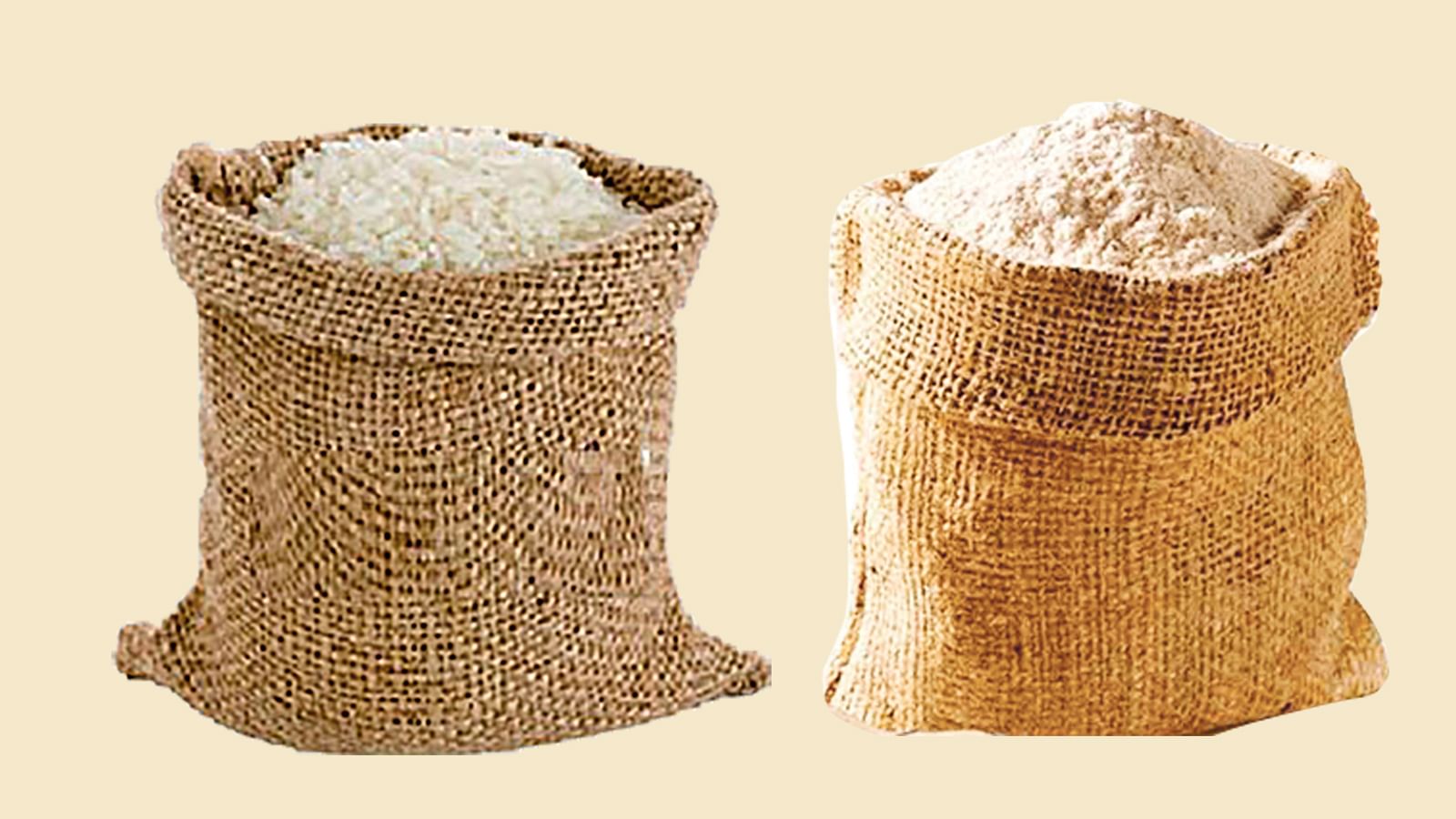 কমতে শুরু করেছে চাল-আটার দাম