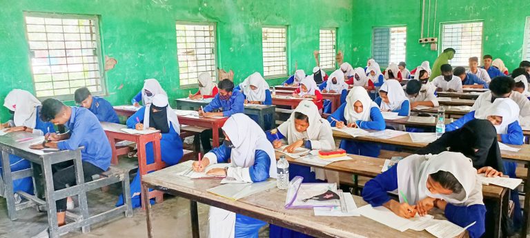 জামালপুরে ৮ পরীক্ষার্থী বহিষ্কার