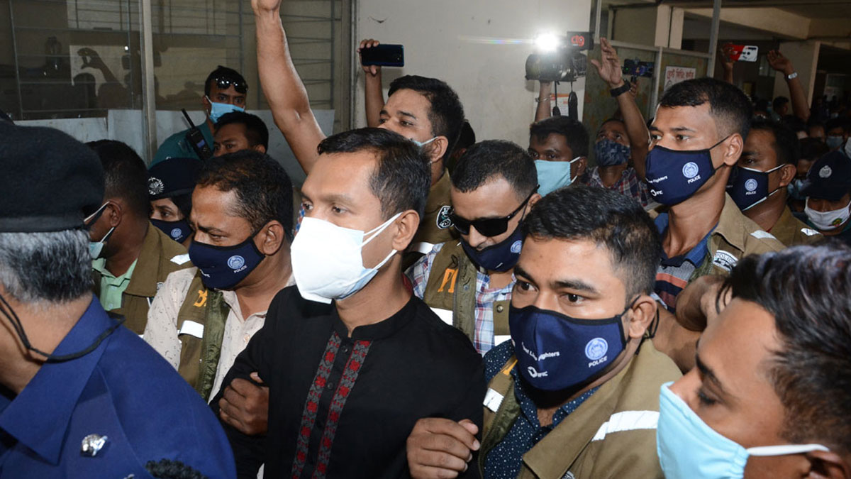 বাবুল আক্তারের বিরুদ্ধে স্ত্রী হত্যা মামলা চলবে : হাইকোর্ট