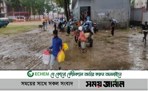 আশ্রয়কেন্দ্র থেকে নিজ বাড়িতে ফিরছেন লোকজন