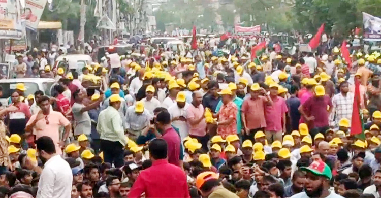 নয়াপল্টনে চলছে বিএনপির জনসমাবেশ