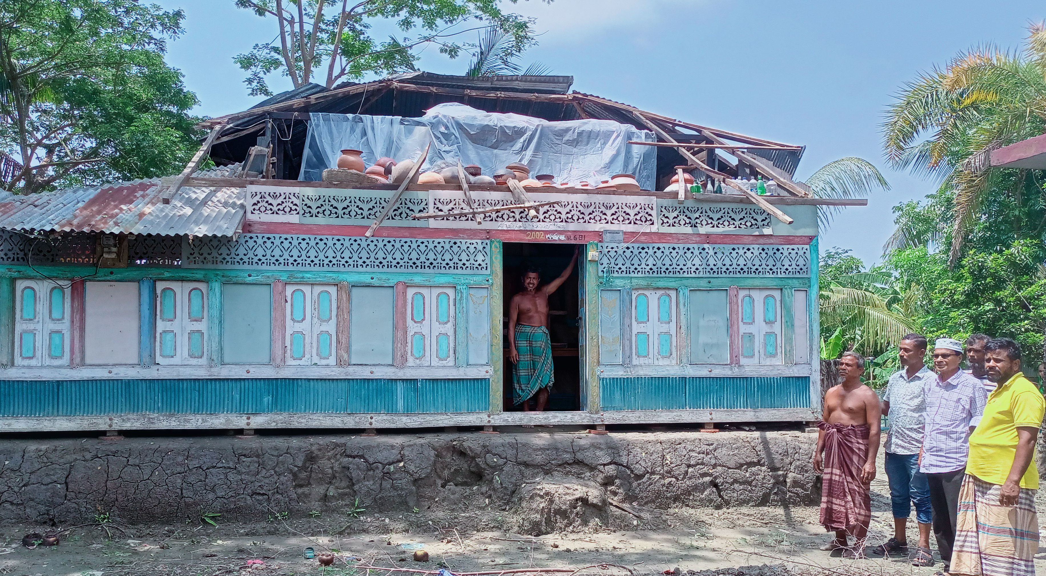মোরেলগঞ্জের কালবৈশাখীতে ২ শিক্ষাপ্রতিষ্ঠান ও ২০ বসতবাড়ি বিধ্বস্ত