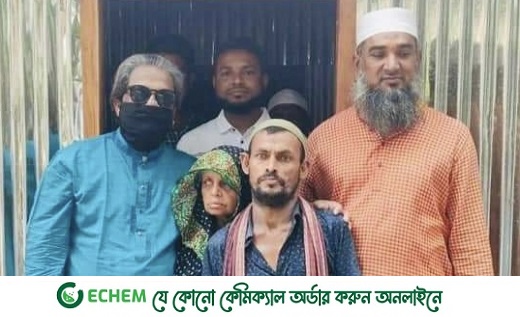 গোপালগঞ্জে পত্রিকা বিক্রেতা জামিলকে ঘর উপহার দিলেন মেয়র রকিব