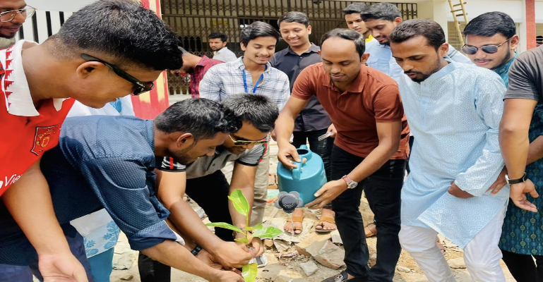 আন্তর্জাতিক পরিবেশ দিবসে তিতুমীর কলেজ ছাত্রলীগের বৃক্ষরোপণ