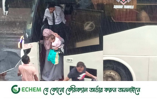 ঢাকায় ফেরা মানুষের বৃষ্টিতে ভোগান্তি