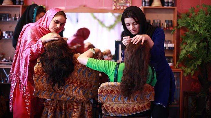 আফগানিস্তানে নারীদের বিউটি পার্লার নিষিদ্ধ