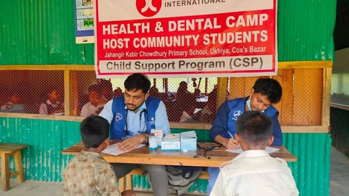 রোহিঙ্গা ক্যাম্পে কার্যক্রম চালানো দুই উন্নয়ন সংস্থা ঘিরে নানা বিতর্ক