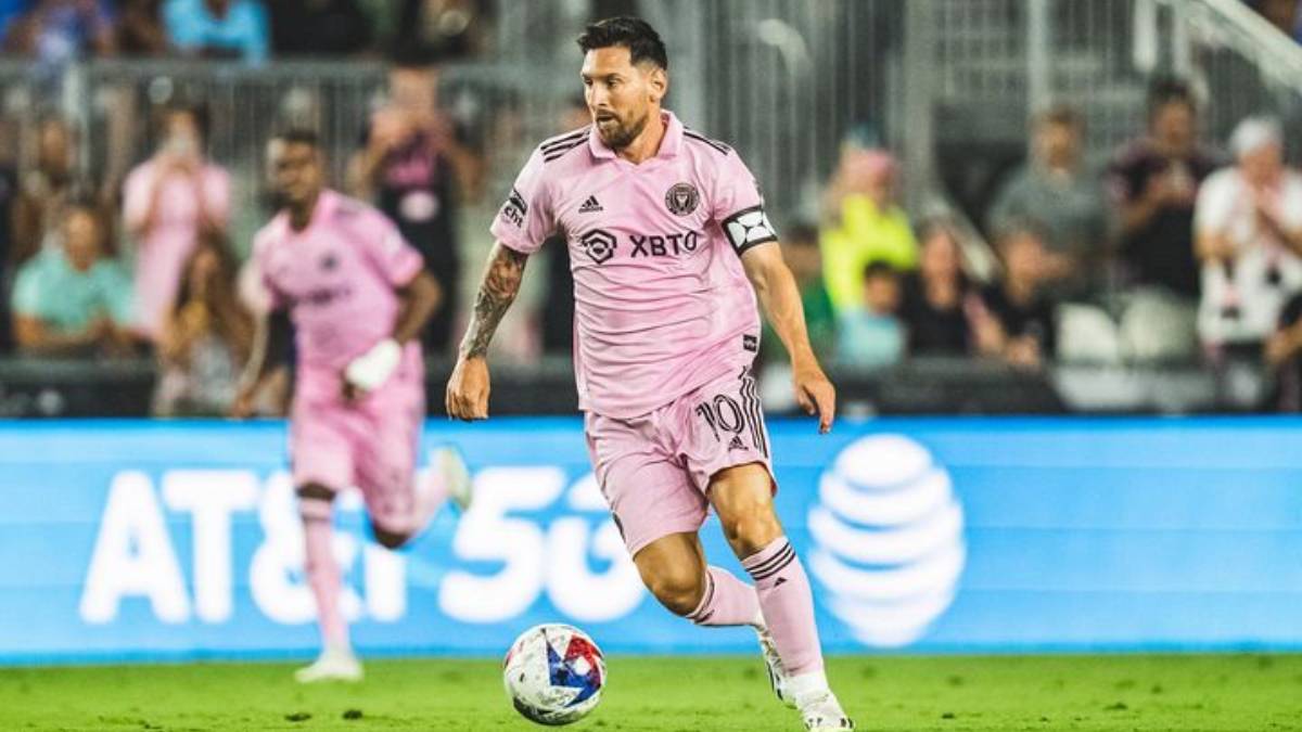 প্রথম ম্যাচে নাটকীয় জয়ে শুরু মেসির