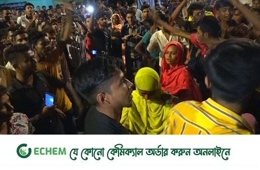মনসুরাবাদে গভীর রাতে গার্মেন্টস শ্রমিকদের সড়ক অবরোধ