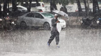 সারা দেশেই ঝরবে বৃষ্টি, বাড়বে বৃষ্টিপাতের প্রবণতা