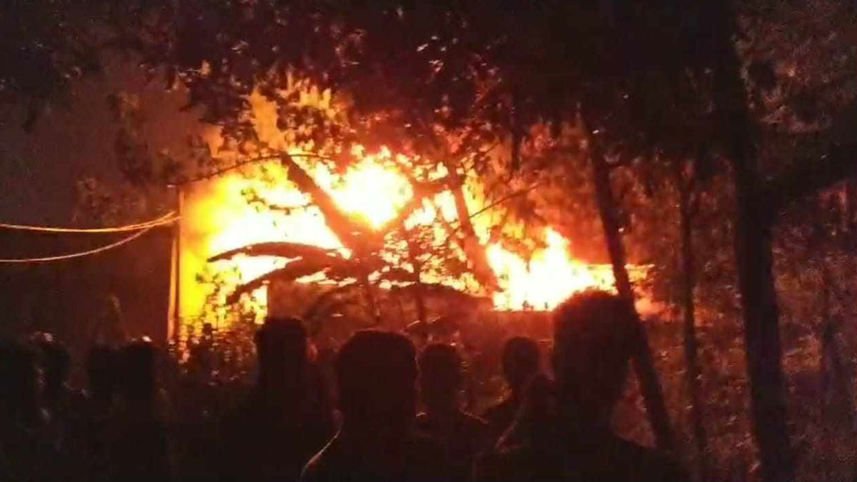 কেরানীগঞ্জে আগুন : ৪ নয়, ৩ জনের মরদেহ উদ্ধার বলছে ফায়ার সার্ভিস