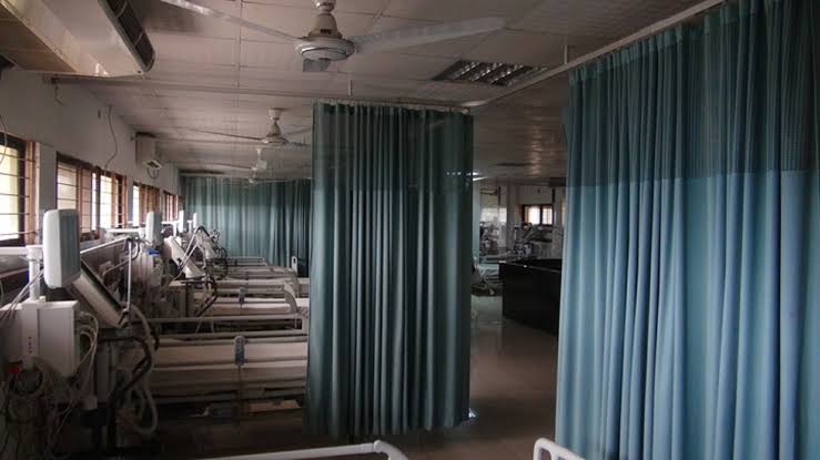 ফরিদপুর মেডিকেলের পর্দা কেলেঙ্কারি : ১৪ জনের বিরুদ্ধে চার্জশিট দাখিল