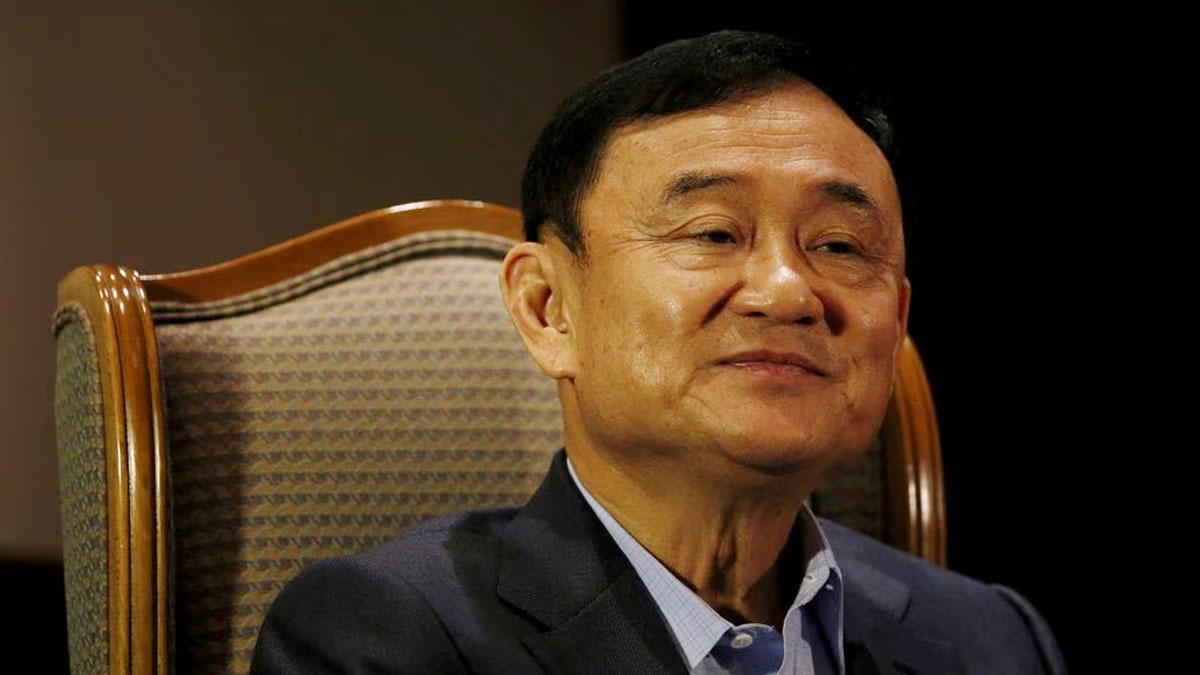 অসুস্থ হয়ে হাসপাতালে ভর্তি থাকসিন সিনাওয়াত্রা