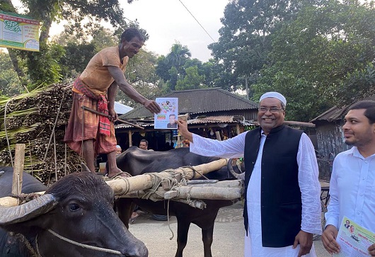 চাটমোহরে এ্যাড. শাহ আলমের গণসংযোগ