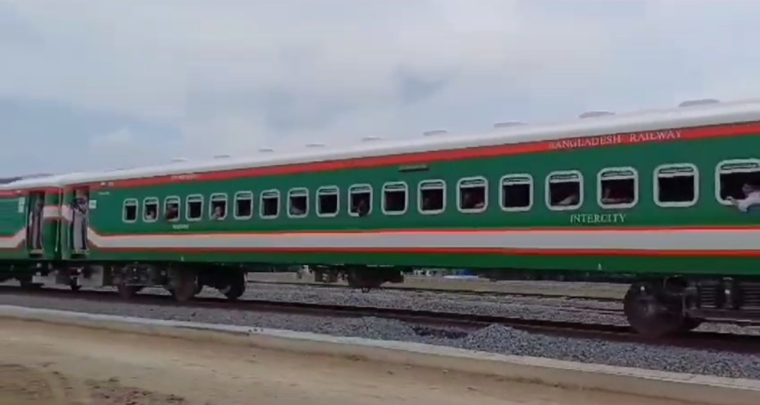 পদ্মা সেতু হয়ে ফরিদপুরের ভাঙ্গা পর্যন্ত পরীক্ষামূলক ট্রেন চলাচল
