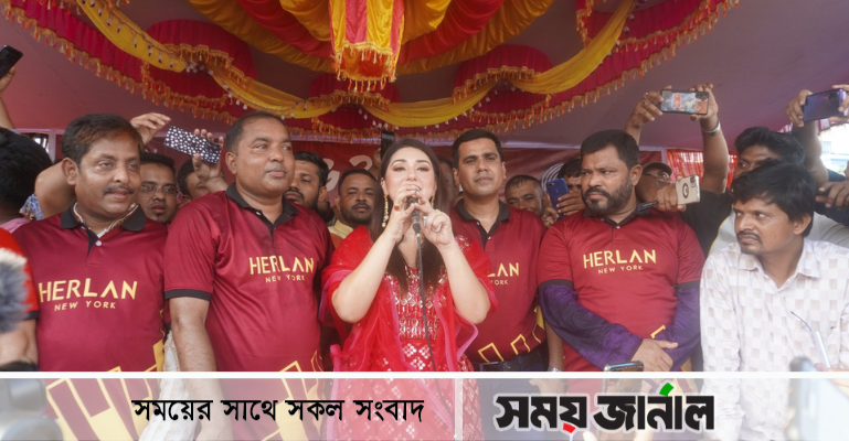 কুমিল্লায় ‘হারল্যান স্টোর’ উদ্বোধন করলেন অপু বিশ্বাস