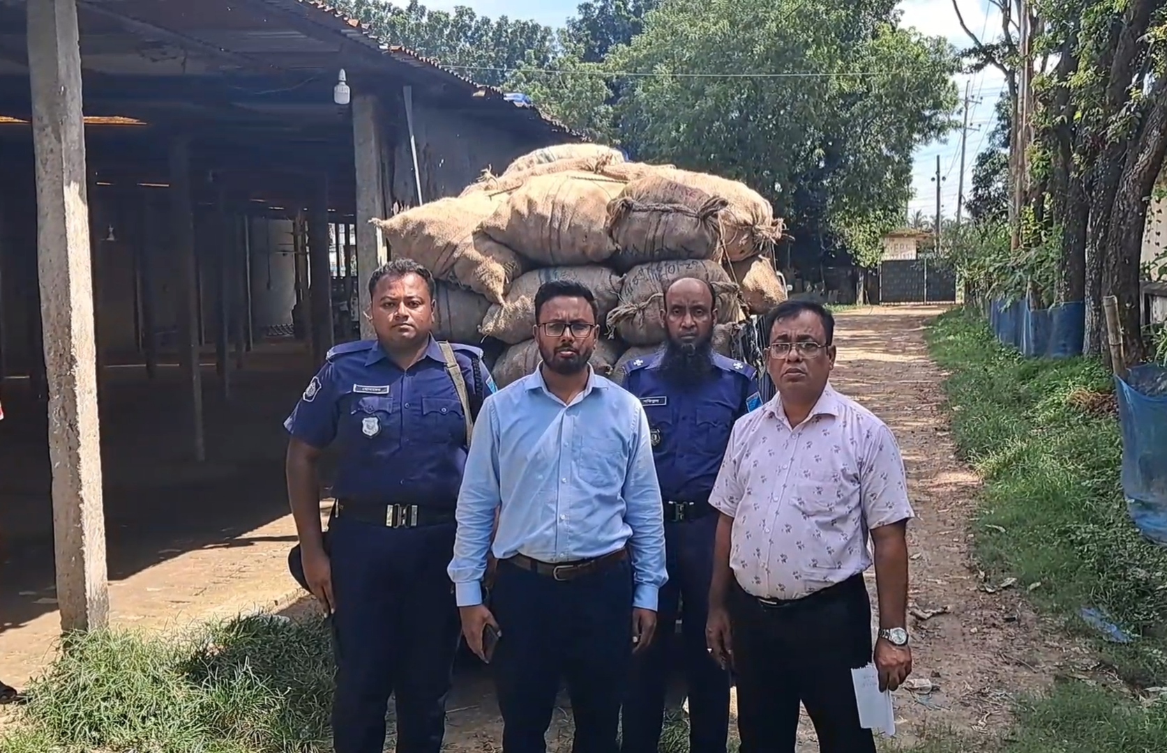 ফরিদপুরে আলুর হিমাগার এবং  আড়তে অভিযান