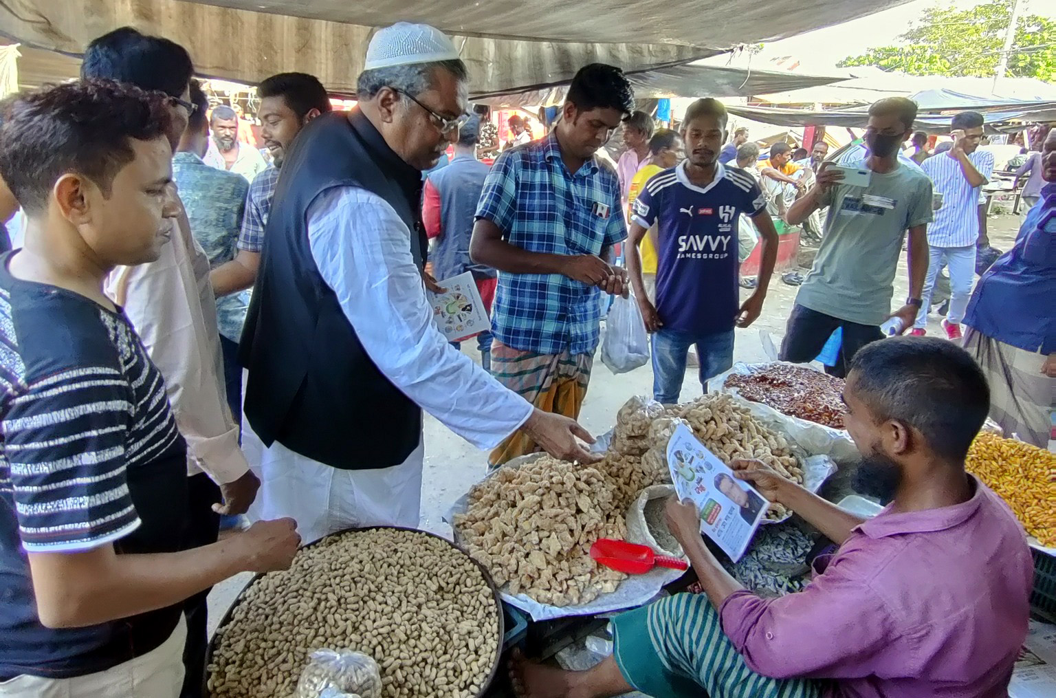 ছাইকোলায় এ্যাড. শাহ আলমের গণসংযোগ ও মতবিনিময়