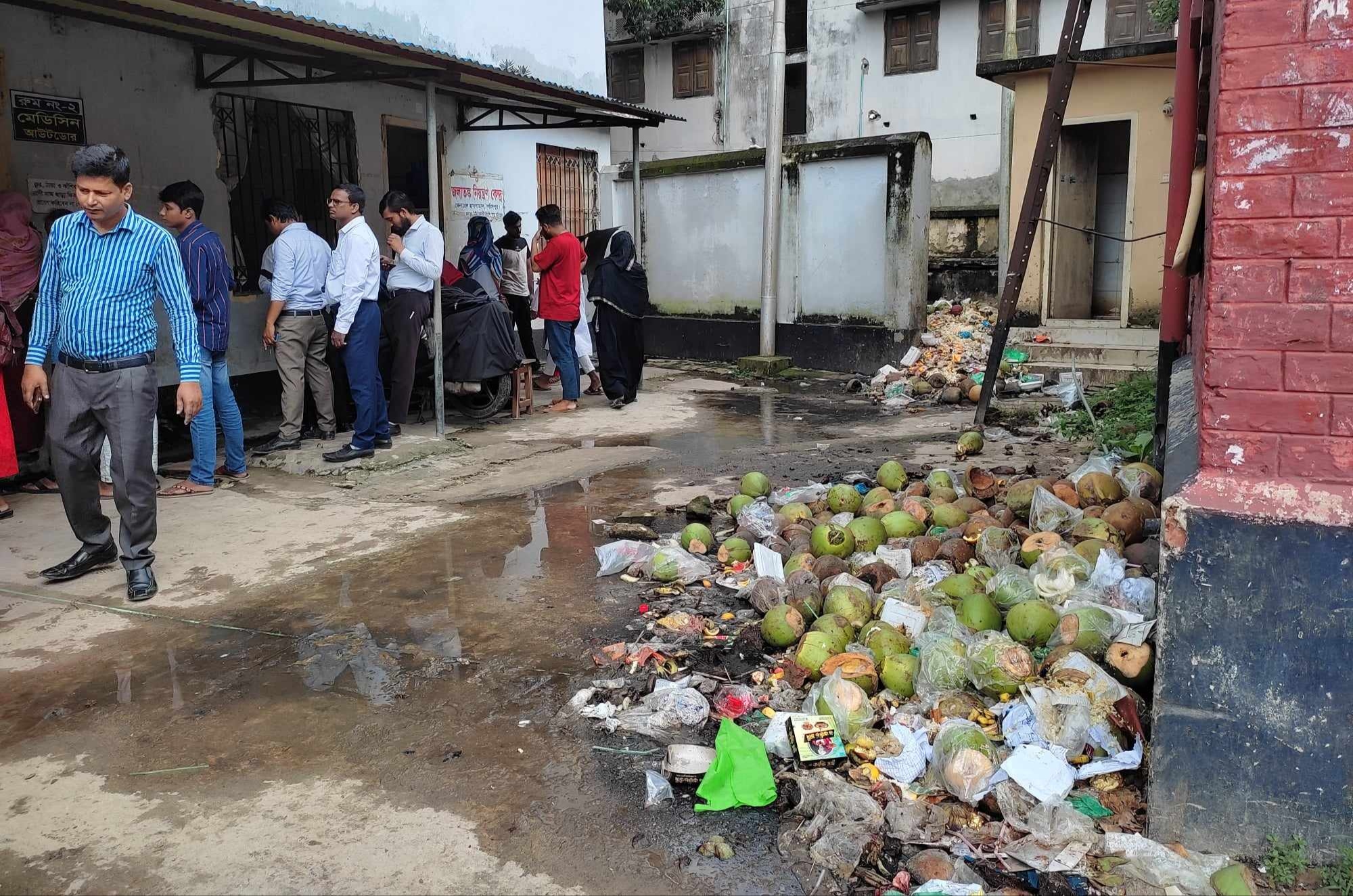 '' ফরিদপুর জেনারেল হাসপাতাল ''অব্যবস্থাপনা ও জনবল সংকটে ধ্বংসের দ্বারপ্রান্তে