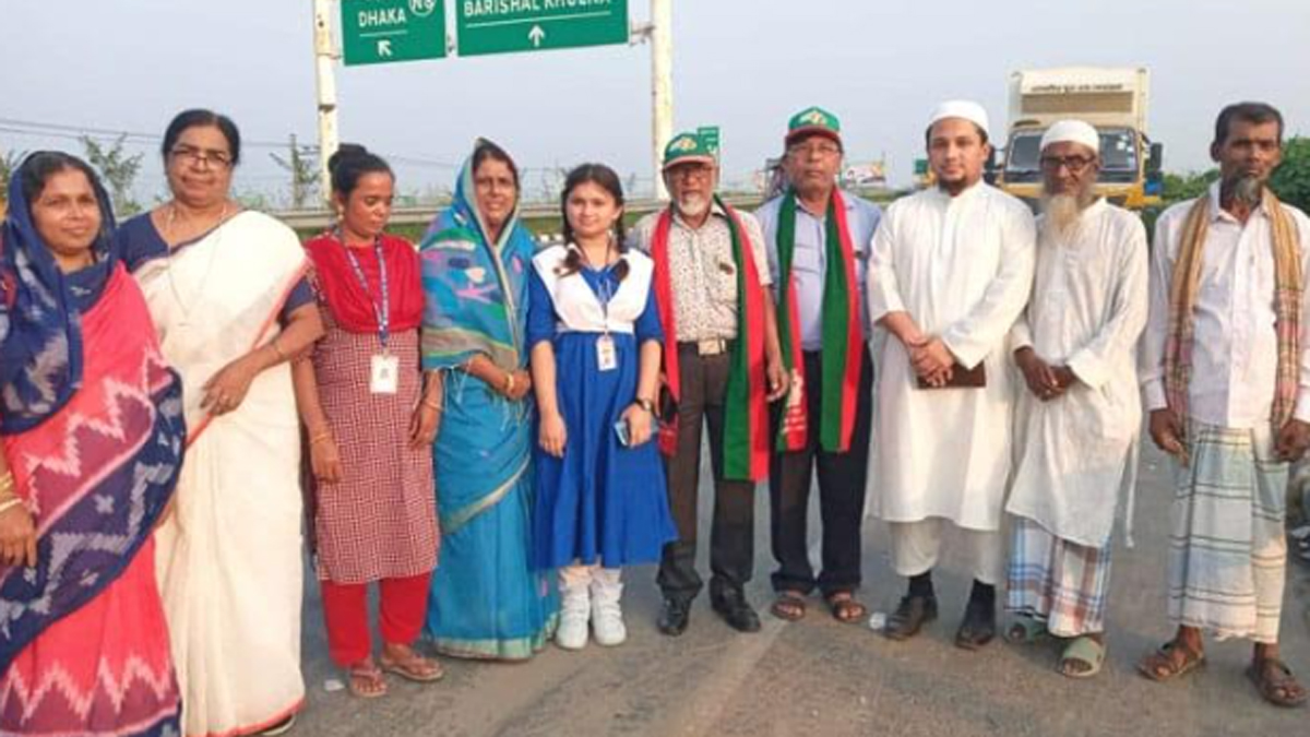 প্রধানমন্ত্রীর সঙ্গে ট্রেনে ভাঙ্গায় যাবেন ১১ জন