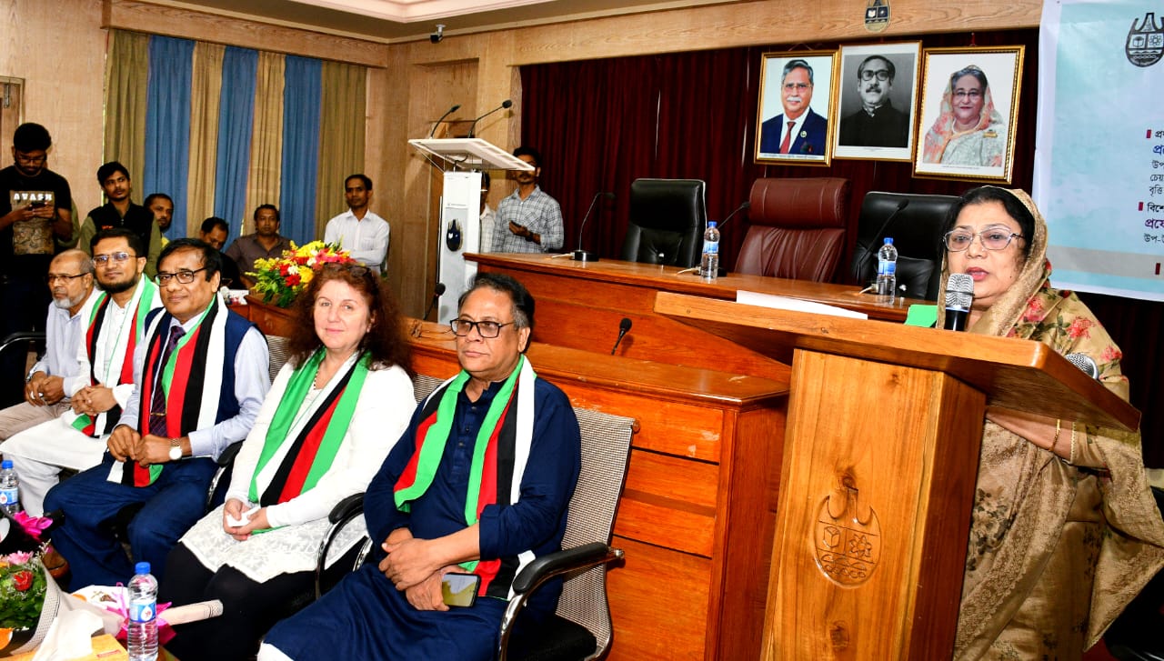 চবিতে সৈয়দ আহমদ উল্লাহ মাইজভাণ্ডারী স্মারক বক্তৃতা অনুষ্ঠিত