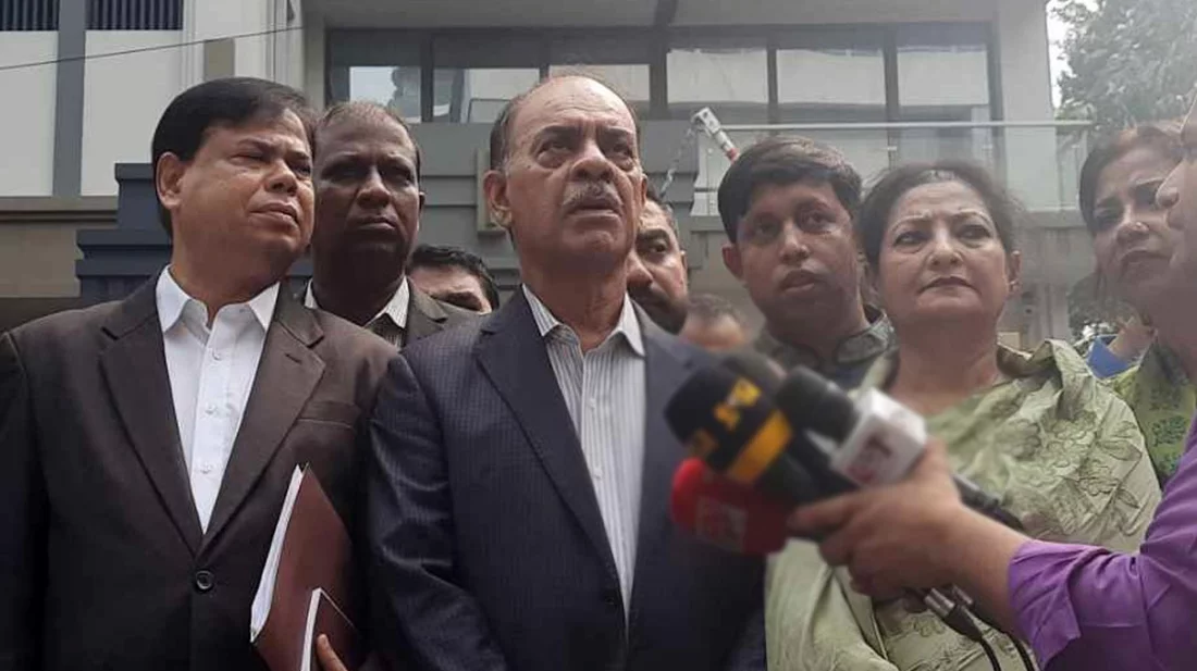 ‘কিছুদিনের মধ্যে অন্তর্বর্তীকালীন সরকার গঠন করা হবে’