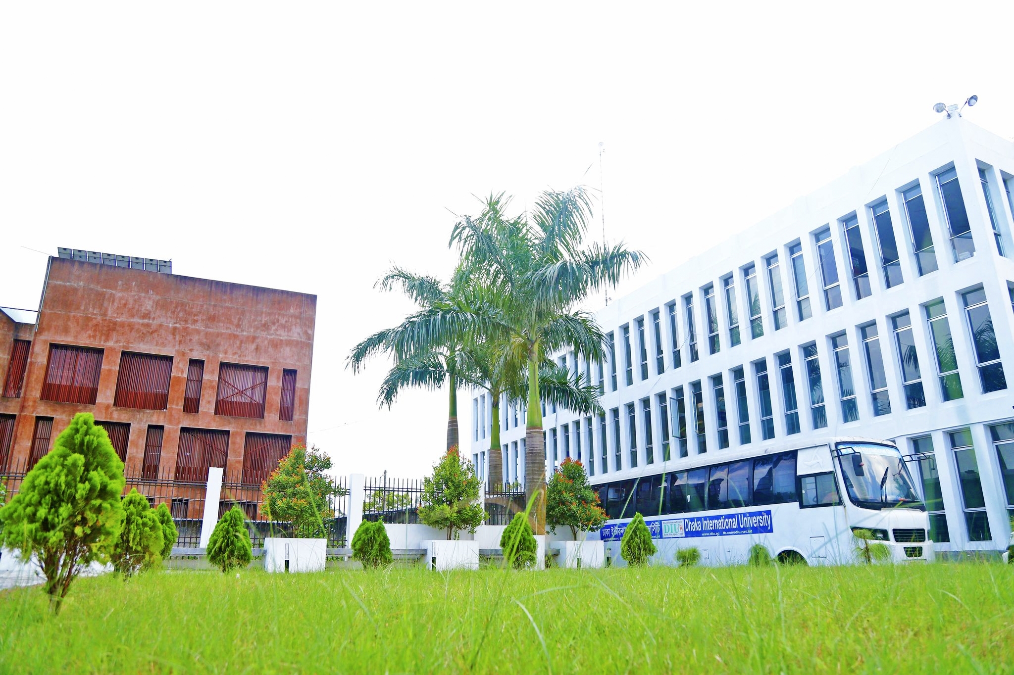 টিউশন ফি দিতে না পারায় পরীক্ষা দেয়া হলো না শরীফের